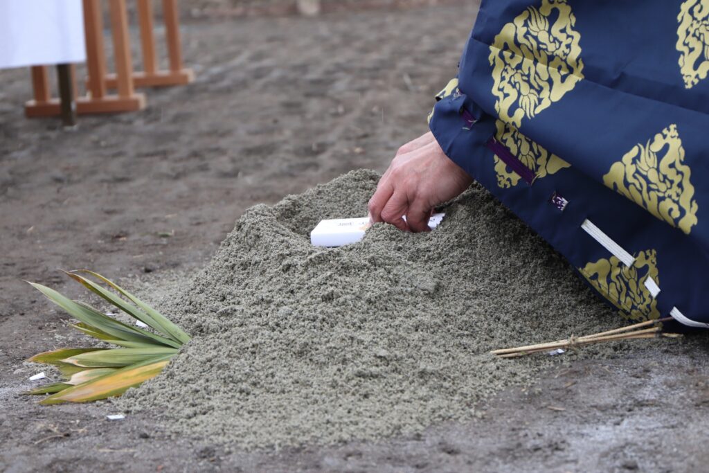 家づくりの基礎知識　地鎮祭・上棟式編